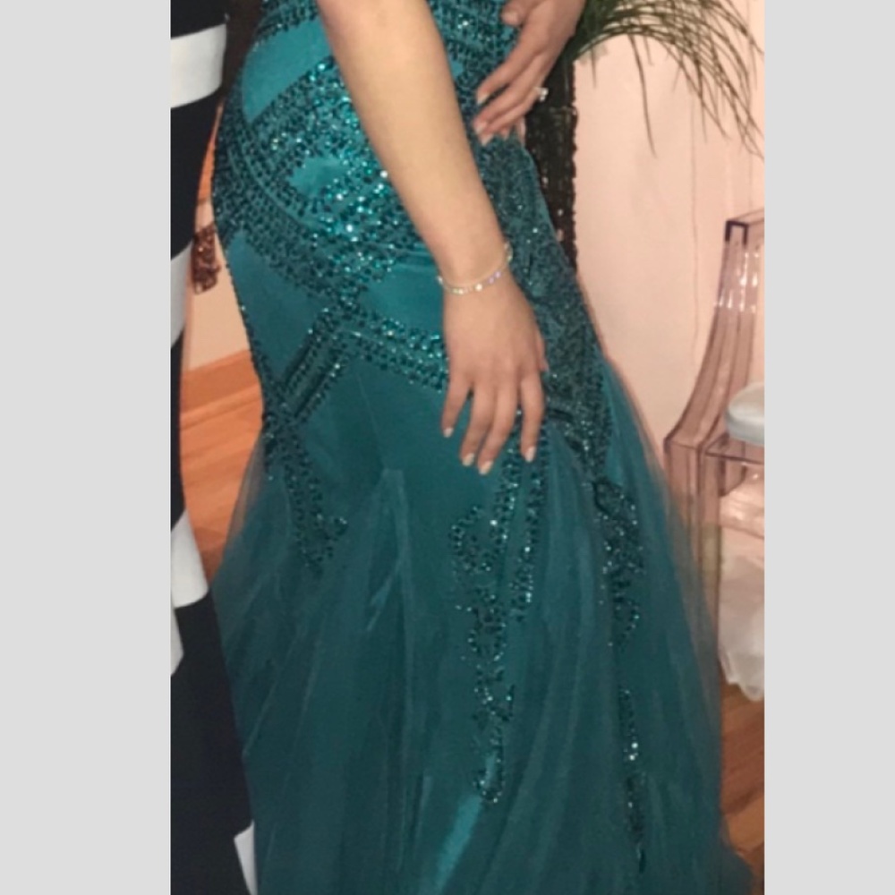 Abby Paris Couture Gown - Picture 4 of 7
